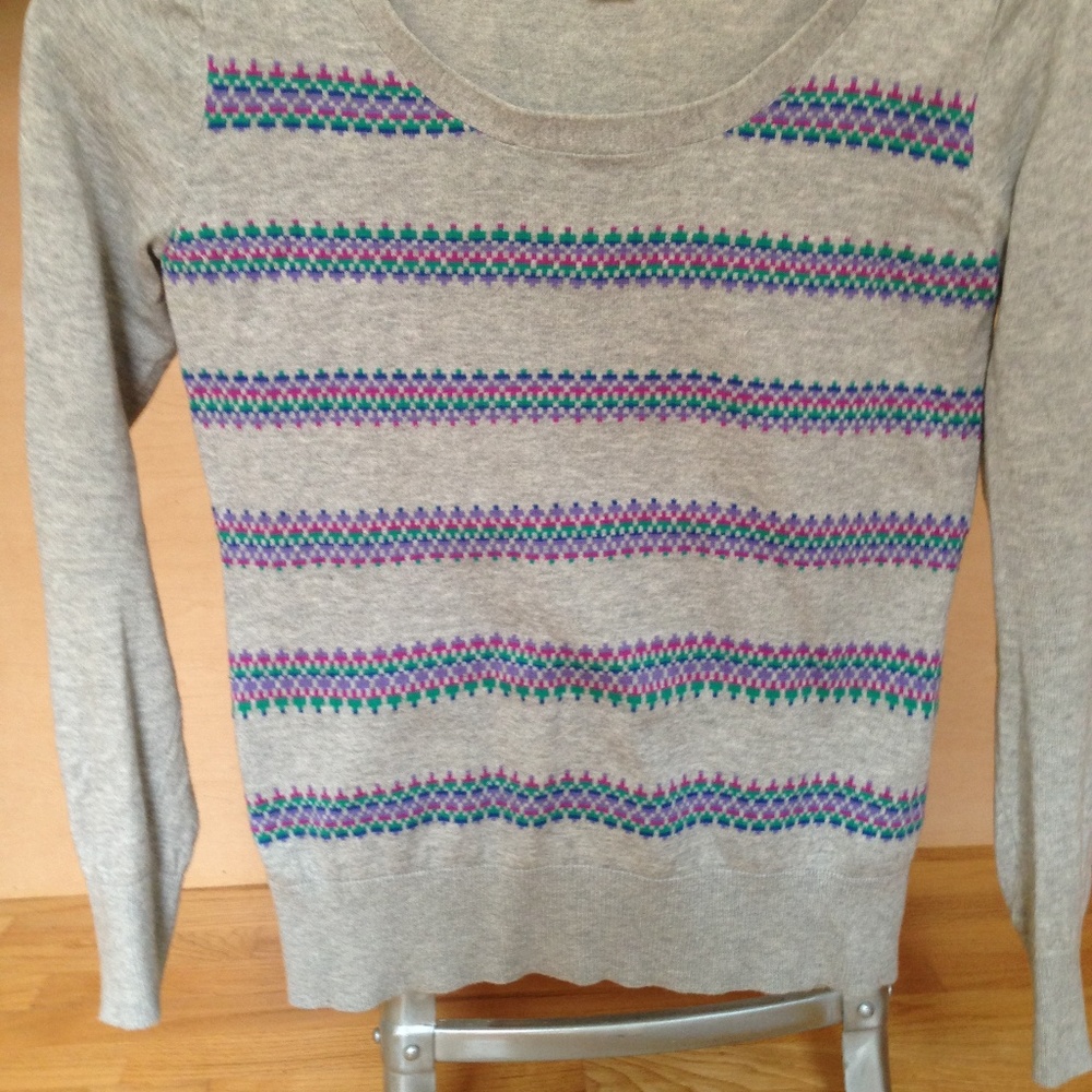 Mossimo Supply Co. Sweater with Front Print